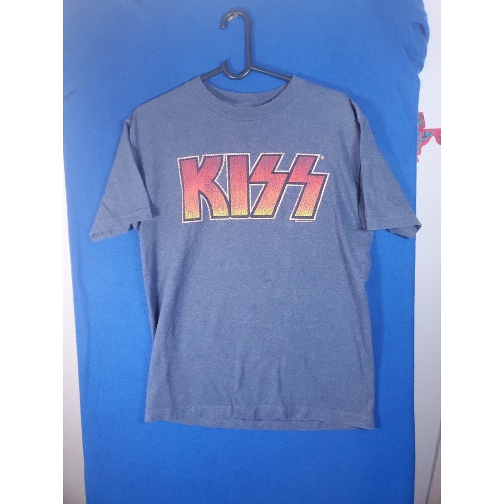 Vintage Winter Classic KISS Rock N Roll T-Shirt Men's Size Medium - Picture 13 of 13